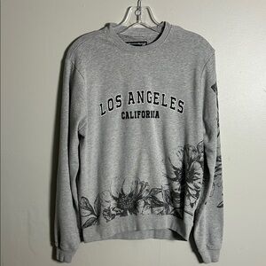 Blind Rooster Women’s Sm Graphic Wraparound Crewneck Sweatshirt Gray Los Angeles